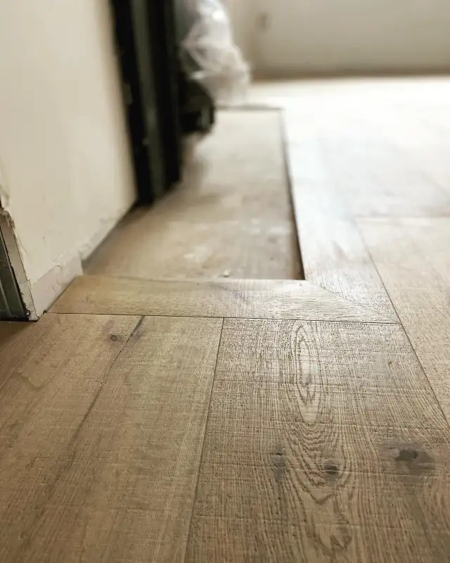 Flooring Repairs & Small Installations576046363890176005