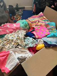 Over 100 peices Girls (6x/6T/) Gently Loved  Clothing