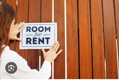 2 Rooms available in a house