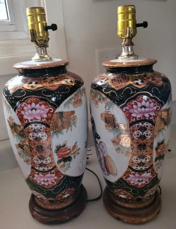 Vintage Japanese Porcelain Lamps with Geisha Girls in Arts & Collectibles in Oshawa / Durham Region - Image 5