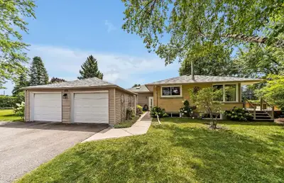 Private Room for Rent in a Spacious & Peaceful Home Looking for a clean, quiet, and comfortable plac...