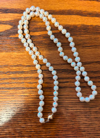 24 inch String of Pearls, Gold Clasp