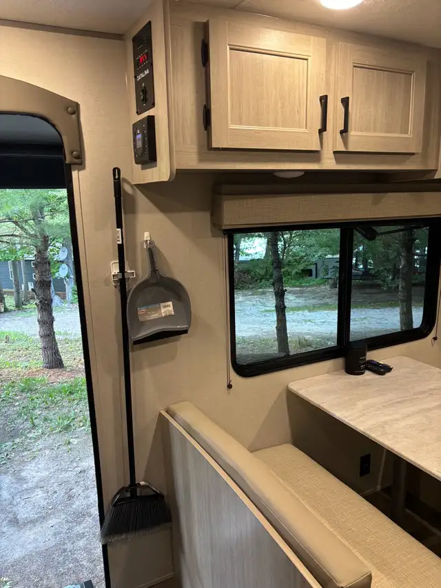 2025 Coachmen Travel Trailer Rental Sleeps 8 | Family Ge in Ontario in Canada - Image 9