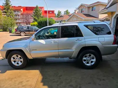 4 wheel drive (4 Hi, 4 Lo, 2 WD) Heated Leather Seats Sunroof Telescopic Steering ABS Cruise A/C Dua...