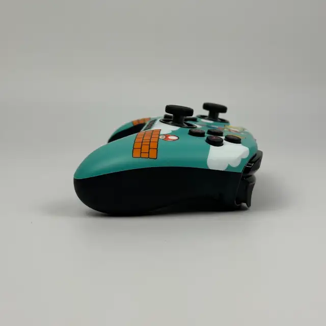 Super Mario Controller - Nintendo Switch 2 - 3136724 in Nintendo Switch in Laval / North Shore - Image 7