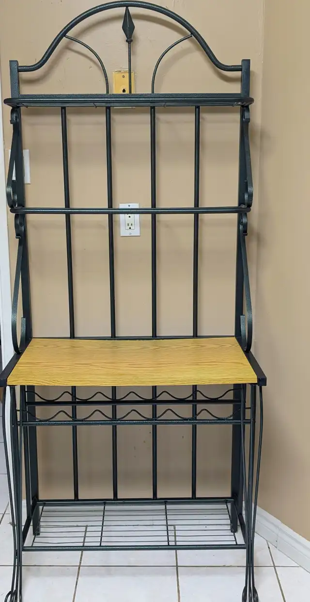 Bakers rack/kitchen rack505386697376419840