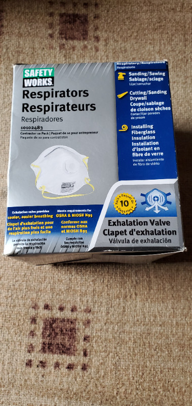1 BOX SAFETY WORK N95 HARMFUL DUST RESPIRATOR 10102483 10 PACK in Other in Ottawa
