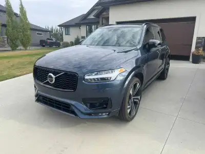 New Windshield-July 2025 22" Alloy Wheels, Replaced all four tires-June 2025 Comes with a set of 20"...