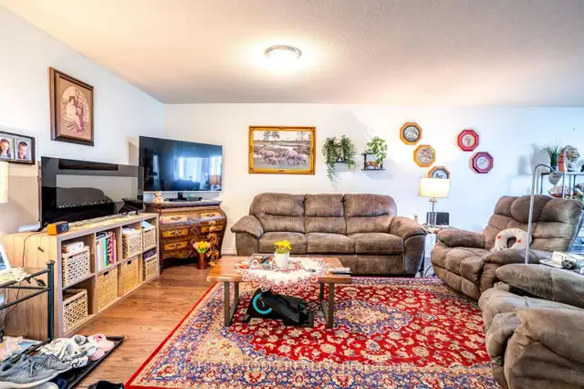 1208-80 Alton Towers Circle 2Bed2Wr ***SOLD*** in Condos for Sale in City of Toronto - Image 11