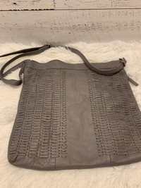 LEATHER PURSE