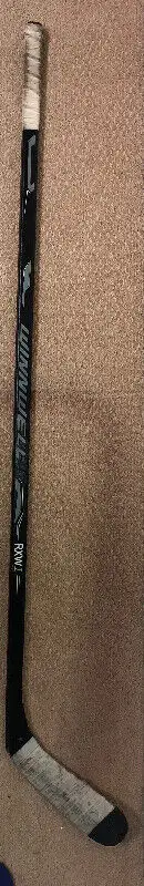 Hockey Stick Winnwell youth in Hockey in Winnipeg - Image 3