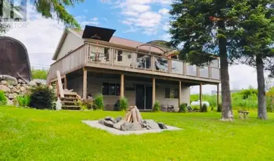 modern four season Muskoka cottage rental with hot tub, View more