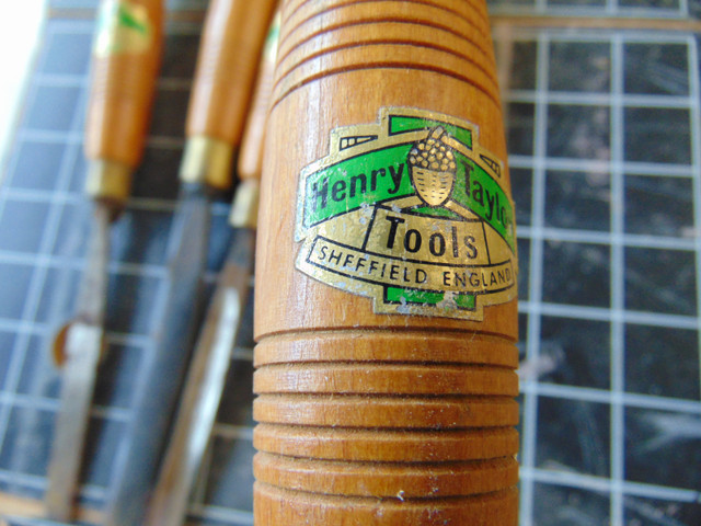 5 CHISELS BY HENRY TAYLOR SHEFIELD ENGLAND LATHE OR CARVING in Hand Tools in Kingston - Image 4