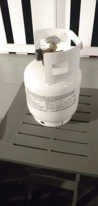 5-Lb .BBQ Cylinder Tank.Comes Full of Propane.