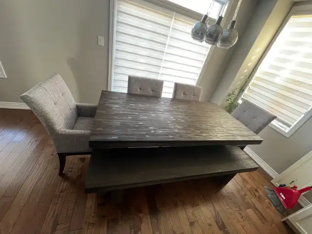 Mango Wood Dining Set in Dining Tables & Sets in Oshawa / Durham Region - Image 2