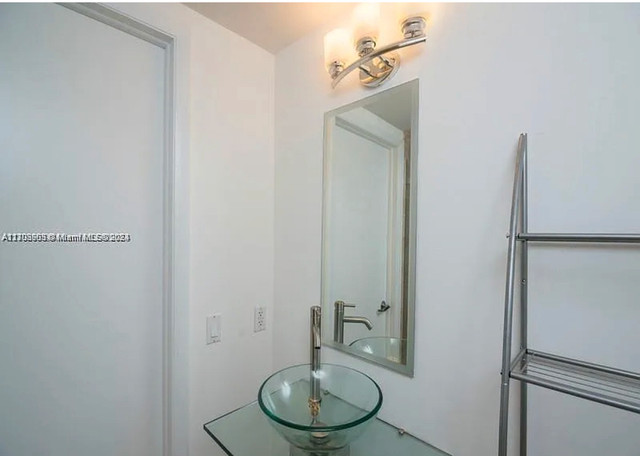 Co-location Condo /Brickell-Miami  / Accès sécurisé /Full équipé in Other Countries - Image 3