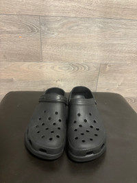 Black crocs size 10 