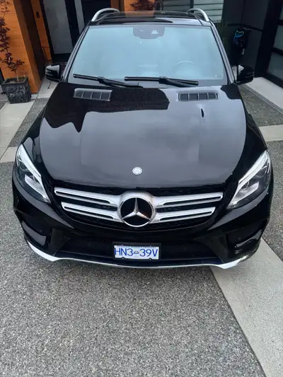 2016 Mercedes Diesal, GLE 350 , black automatic, one owner since new, Nanaimo Mercedes have all work...