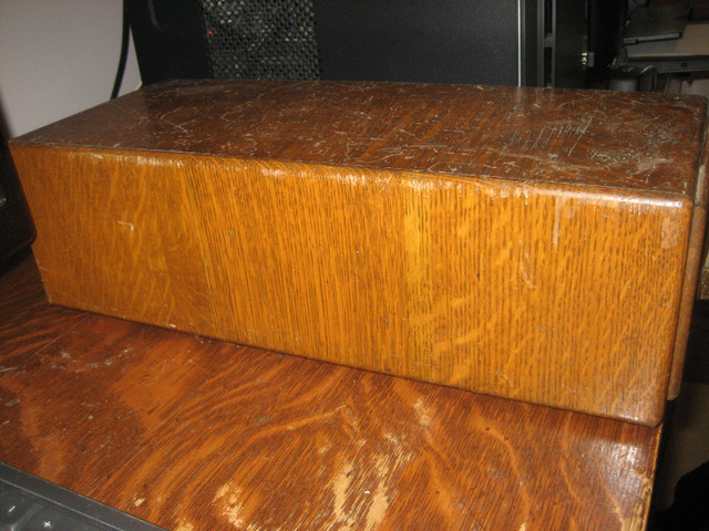 Antique 1/4 Cut Oak Card Index File Cabinet in Bookcases & Shelving Units in Winnipeg - Image 2
