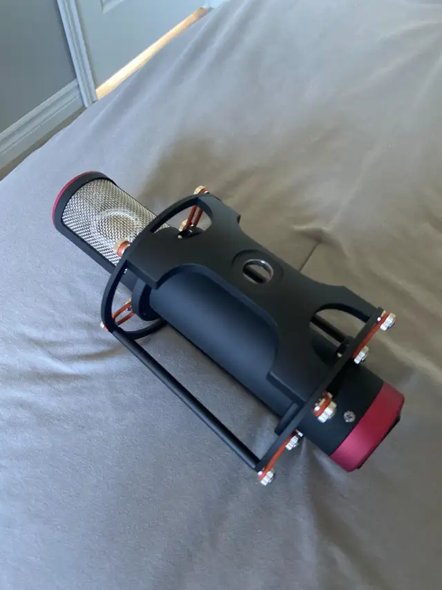 Manley Reference Cardioid Tube Condenser Microphone in Pro Audio & Recording Equipment in City of Toronto - Image 5