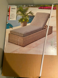 Outdoor Patio Sectional Lounger Chair, cover & umbrella stand