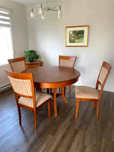 Ensemble table BERMEX en merisier massif avec 4 chaises, View more