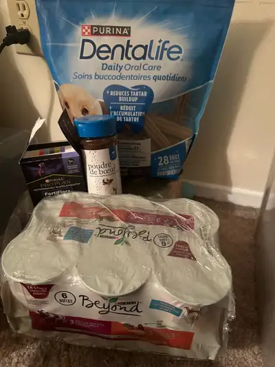 Dog Food 22 packets of probiotics, 6 cans of Pedigree, 2 Turkey cans and unopened case of wet food....