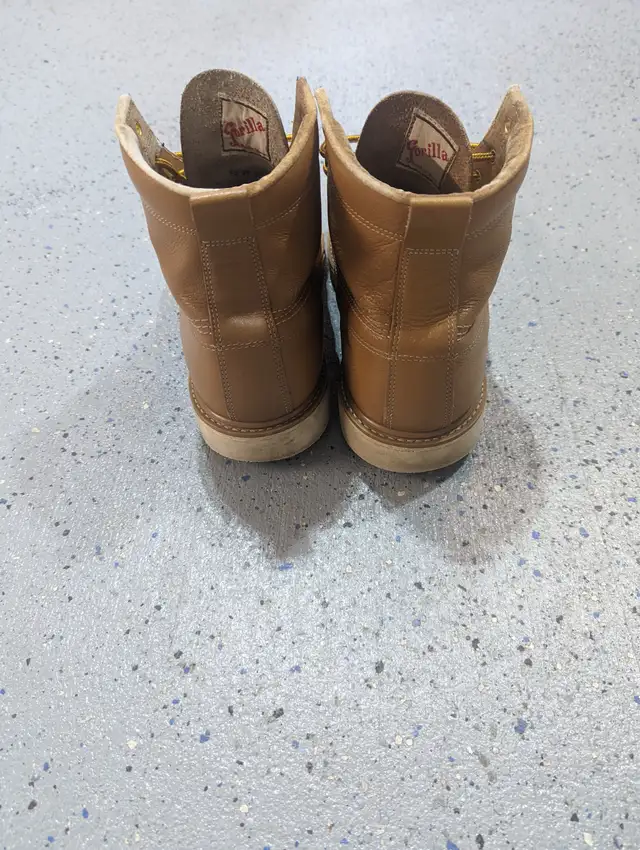 100 %  GENUINE  LEATHER  BOOTS64877475103873121