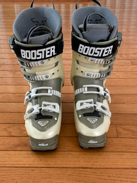 Dynafit Backcountry Ski-Touring boots for sale. Women’s size 25.