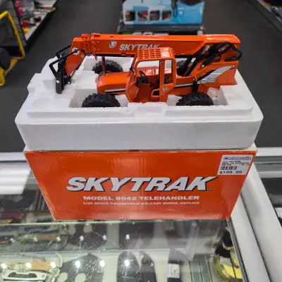 Skytracks 8042 Telehander 1:32 Diecast Model @ Cashopolis!!!!, View more