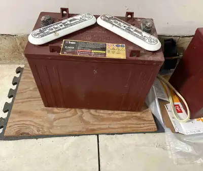 Selling Trojan T-1275 deep-cycle 12V batteries, perfect for golf carts or any application requiring...