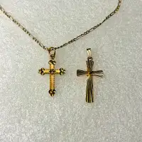 Gold Jewellery Set: Gold Cross Pendant (x2), Gold Figaro Chain