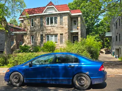 À vendre : Honda Civic 2007 1.8 L fiable et économique ! C'est ma voiture personnelle son kilométrag...