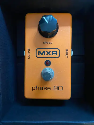 Phase 90 and Boss Chorus Ensemble CE-5, View more