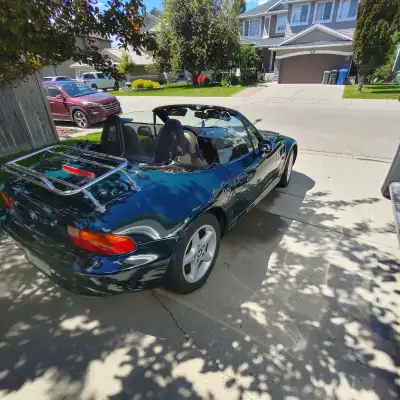 1998 BMW z3 roadster, 193000km, 2.8l, automatic, with hardtop and car cover. Never driven in the sno...