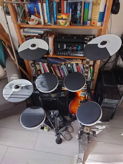 Roland TD-4 Electronic Drum Kit, View more