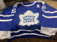 Toronto Maple Leafs XL Marner