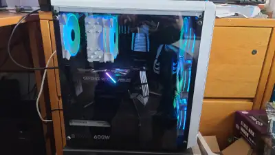 Custom $800 White RGB PC with Intel i7-4790 and Nvidia RTX 2060, View more