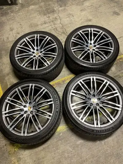 OEM 21” Porsche Macan wheels 5x112 and matching Michelin tires OEM 21” Porsche Macan wheels and matc...