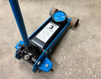 ROK 3-Ton Floor jack, View more