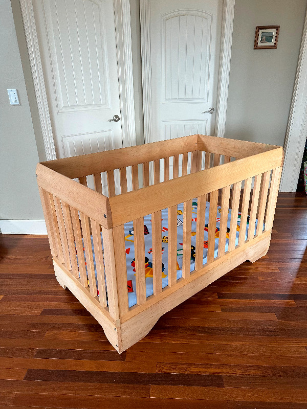 Kalon Echo baby crib / toddler bed in Cribs in Cole Harbour - Image 2