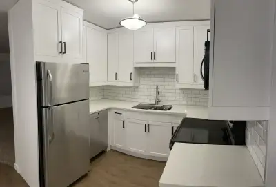 Beautifully renovated 3 bedroom 2 bathroom duplex located in Richmond Heights. New renovations inclu...