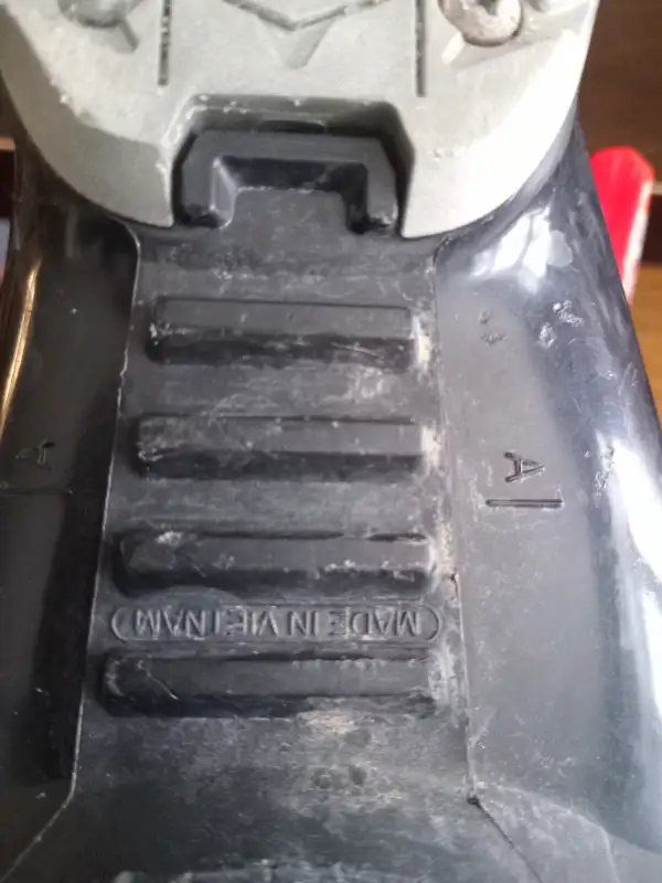 Nordica ski boots 275mm. size6 youth about in Ski in Oshawa / Durham Region - Image 3