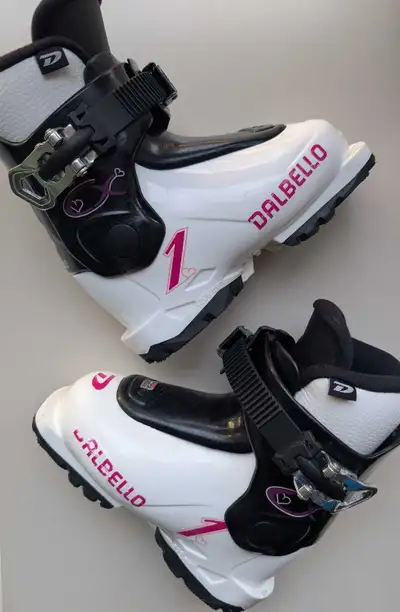 Dalbello CX 1 GW Junior Ski Boots, size 16 / 16.5 / 165, View more
