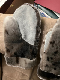MENS LARGE INUIT HAND-MADE SEALSKIN MITS 