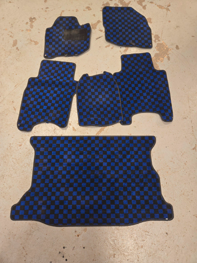 2007-2008 Honda Fit GD3 blue checkered floor mats in Other Parts & Accessories in Mississauga / Peel Region