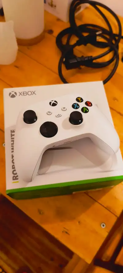 New Xbox controller. With box., View more