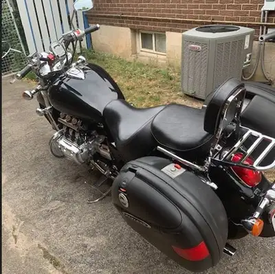 JUST REPOSTING TO SAVE THIS WITHIN KAJIJI. THIS MOTORCYCLE WILL BE AVAILABLE AGAIN IN THE SPRING. Be...