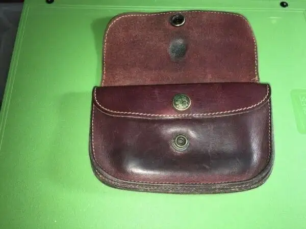 Roots - Mini Travel Purse and Leather wallet in Women's - Bags & Wallets in Mississauga / Peel Region - Image 8