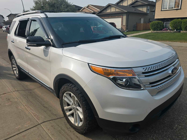 2014 Ford Explorer in Cars & Trucks in Red Deer - Image 2